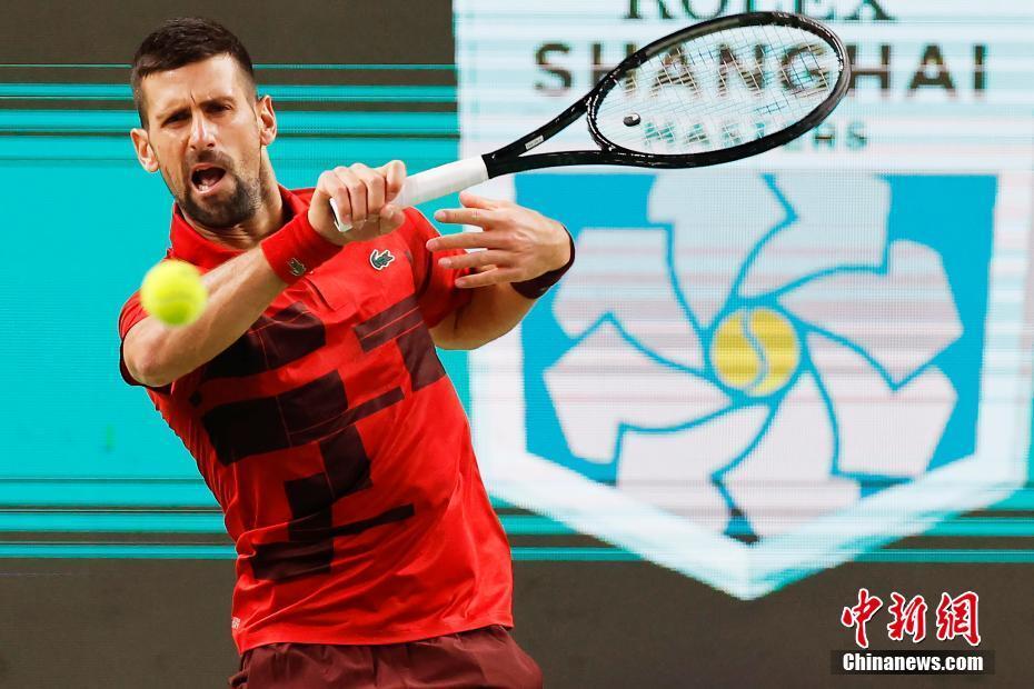 雄与团队作 雄与团队作